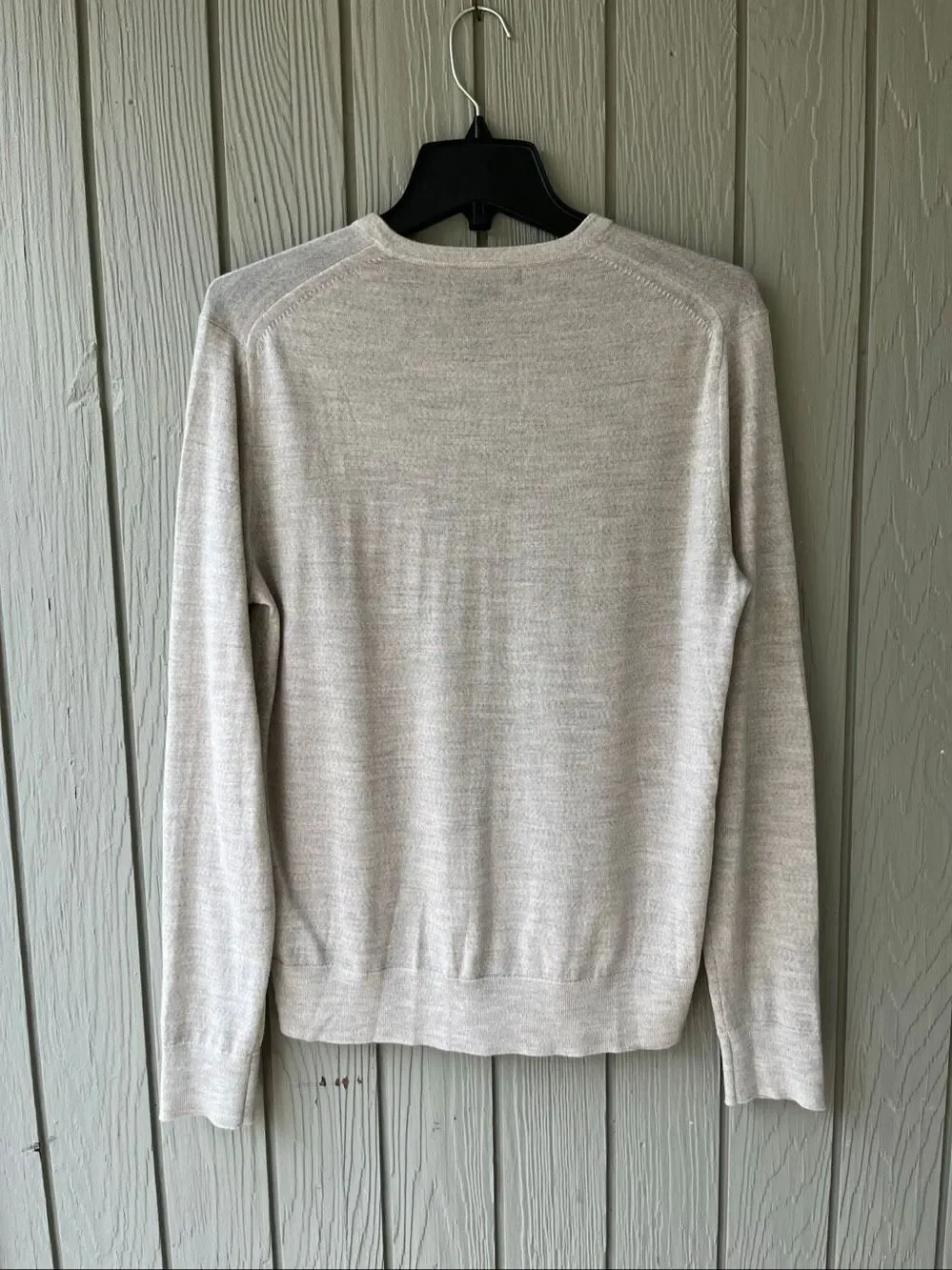 Banana Republic 100% Merino Wool V-Neck Sweater Men’s S Grey Oatmeal